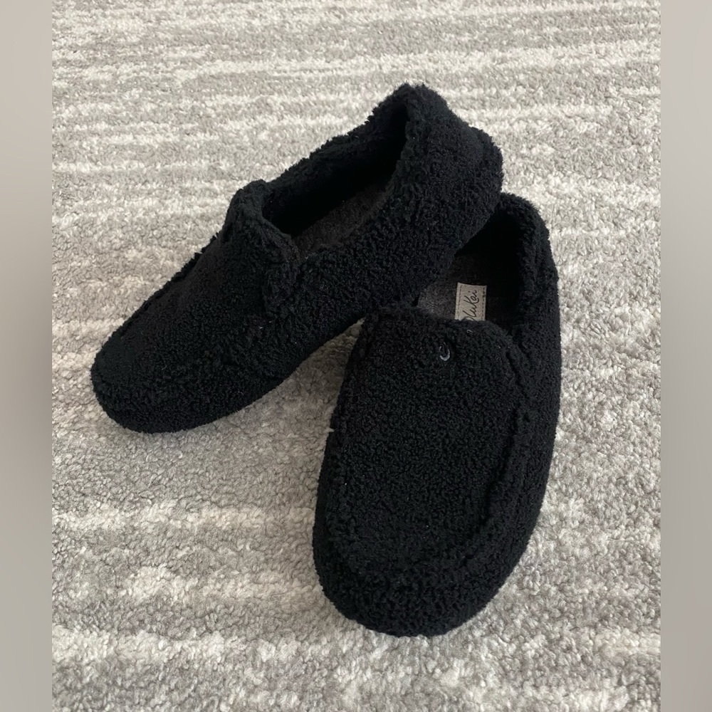 Olukai Nohea heu womens sherpa slippers
